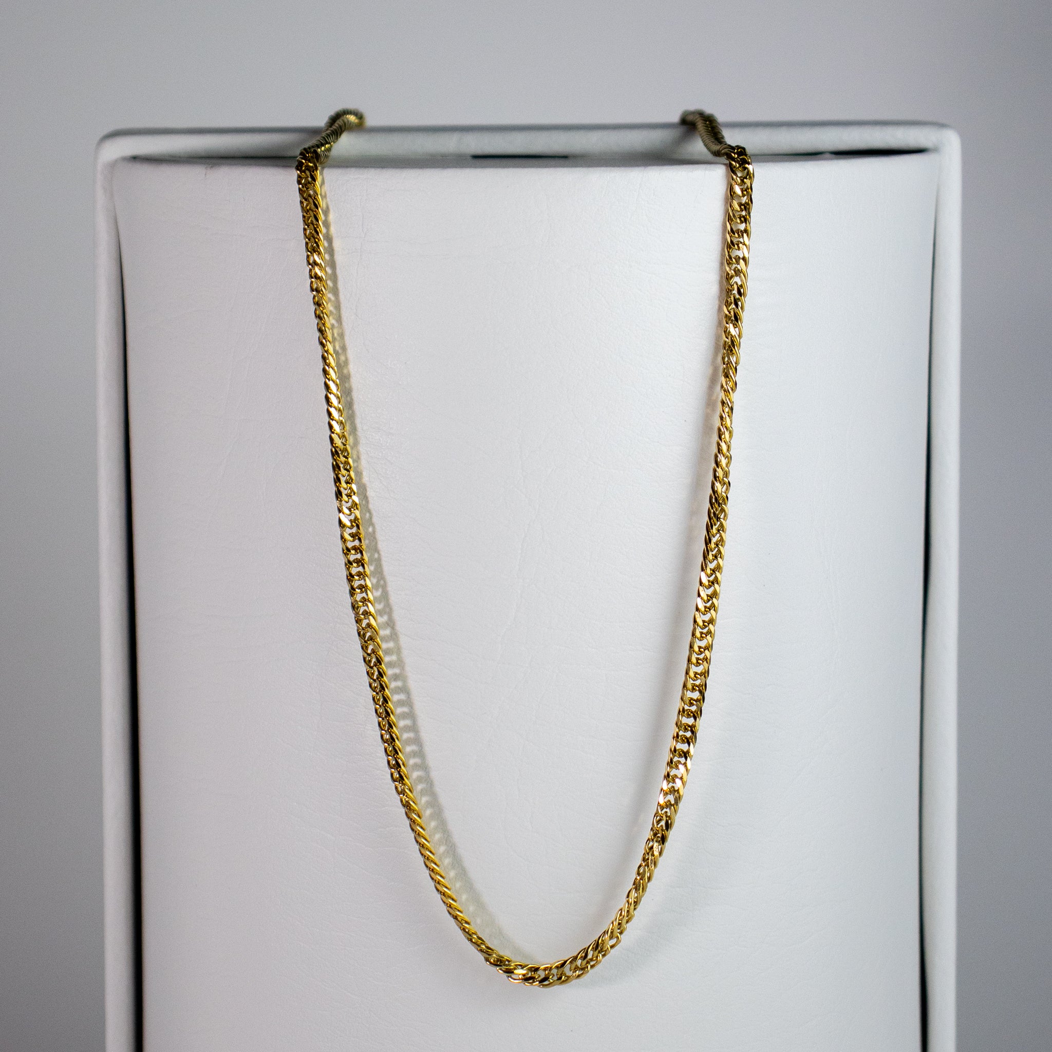 Cadena Beumont ®  roma